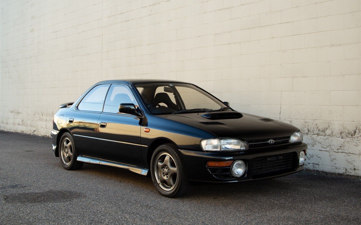 Live Your JDM Dreams Using This 1993 Subaru Impreza WRX GC8