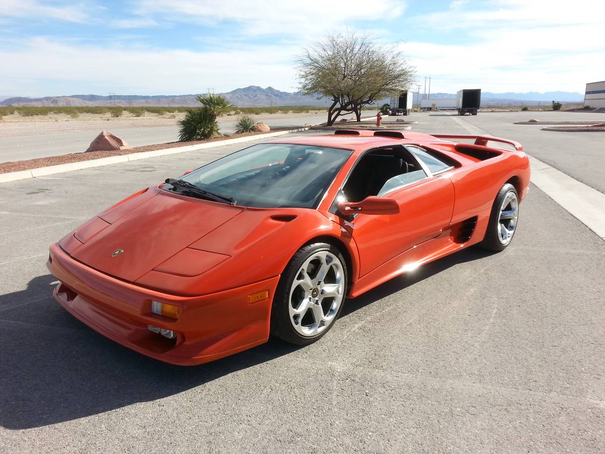 <img src="lamborghini-diablo-front-three-quarters.jpg" alt="A 1995 Lamborghini Diablo powered by a Chevrolet LS3 V8 engine">