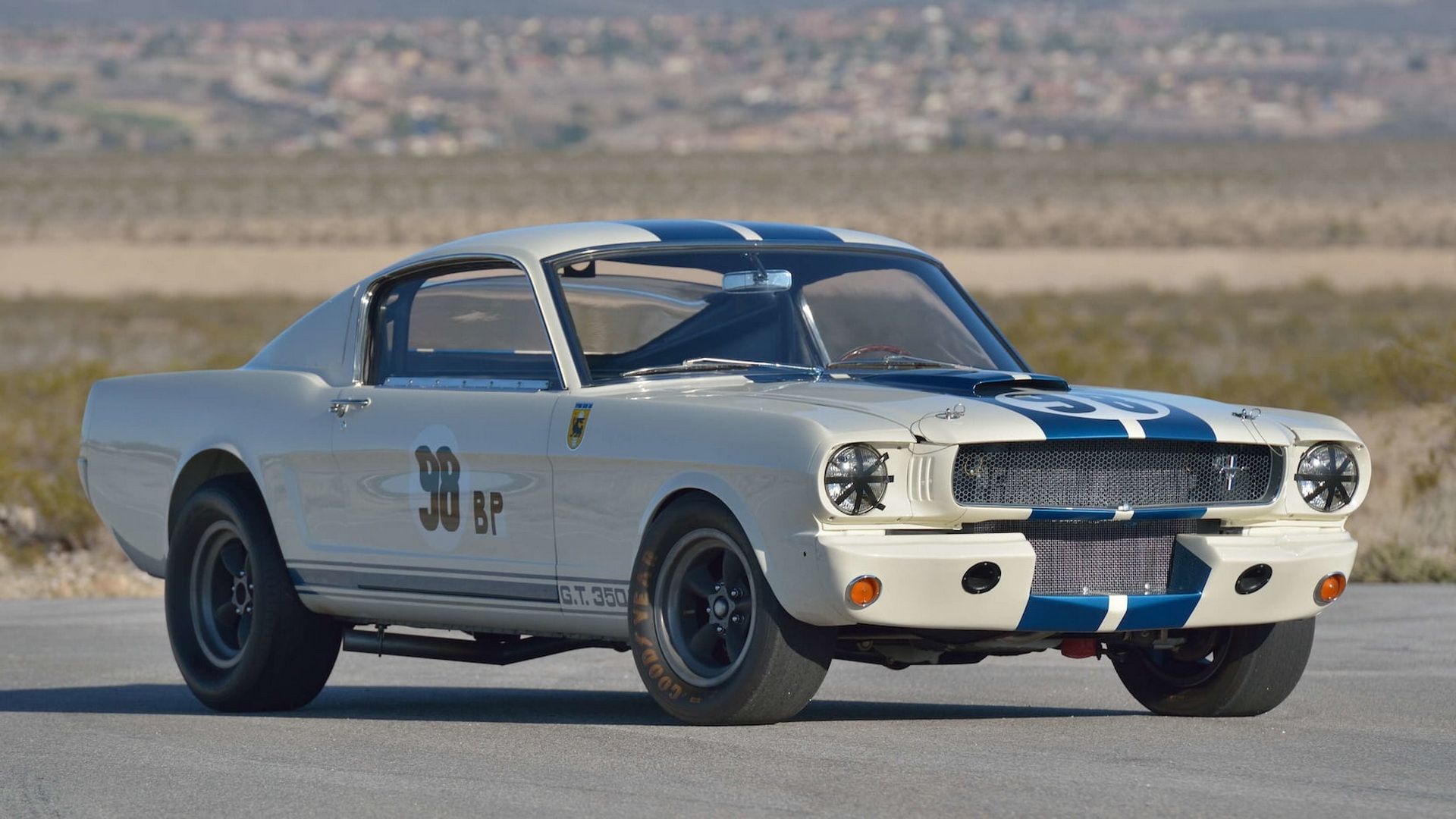 <img src="1965_Shelby_Prototype_13.jpg" alt="The 1965 Shelby GT350R prototype">