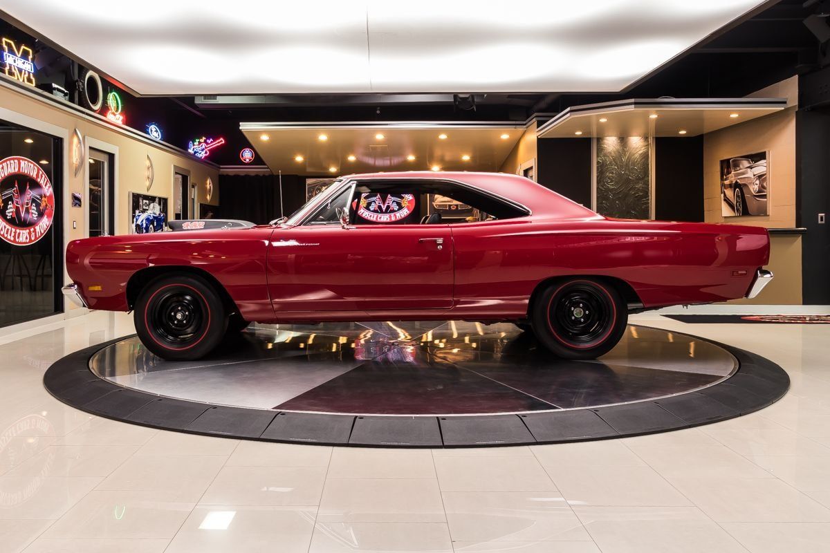 Be The Mopar Hero In This 1969 Plymouth Road Runner 