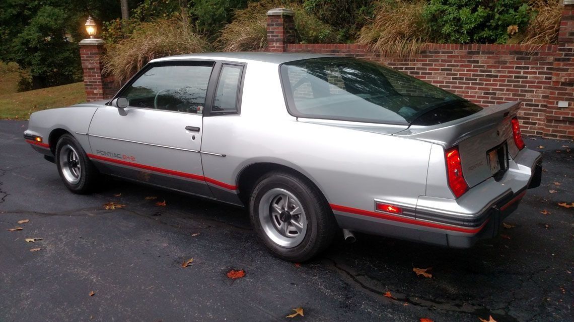 Vous souvenez-vous du… Pontiac Aztek ? 1986-pontiac-grand-prix-2-22