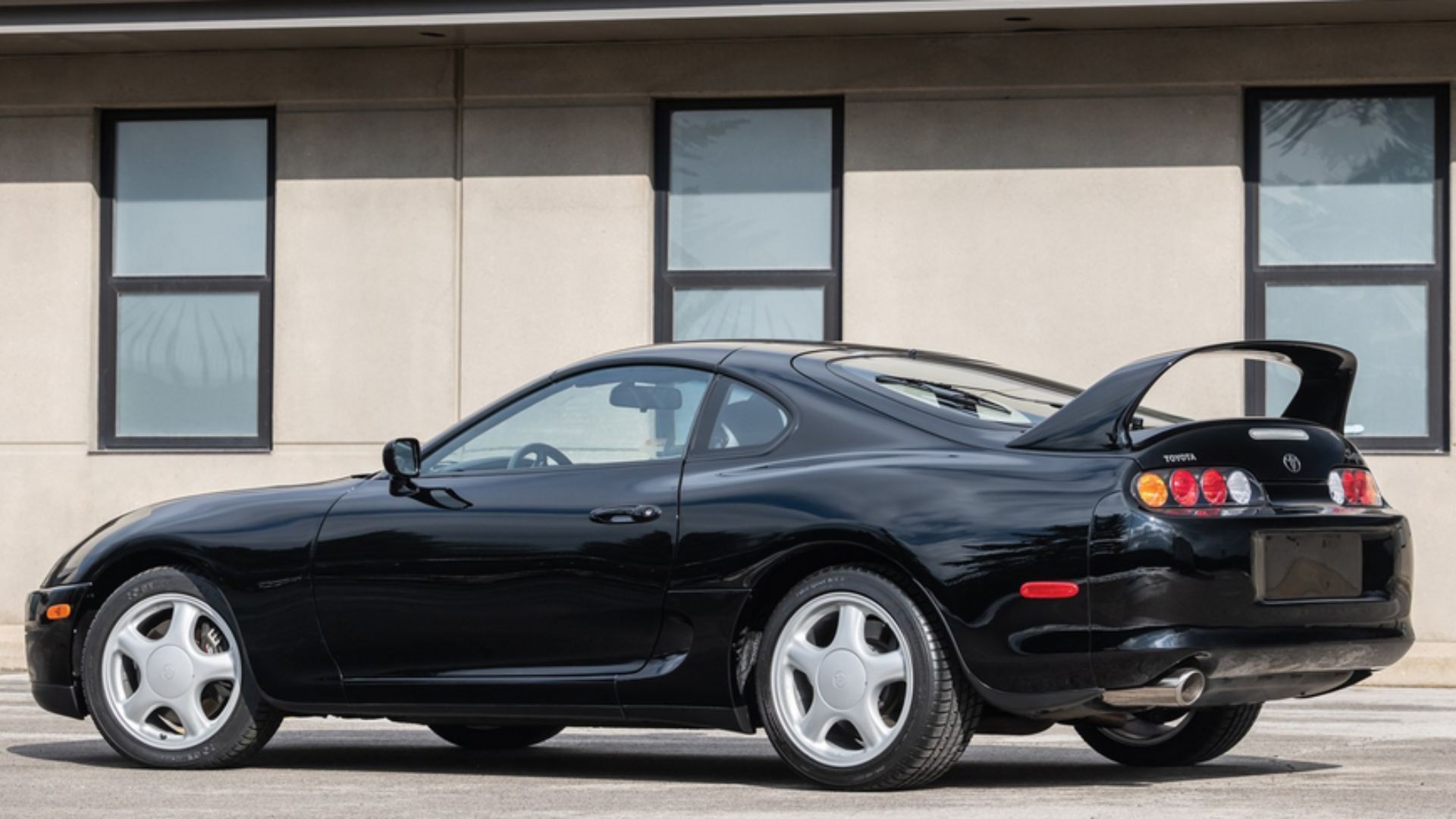 1993 Toyota Supra Turbo Auction Meets Expectations 