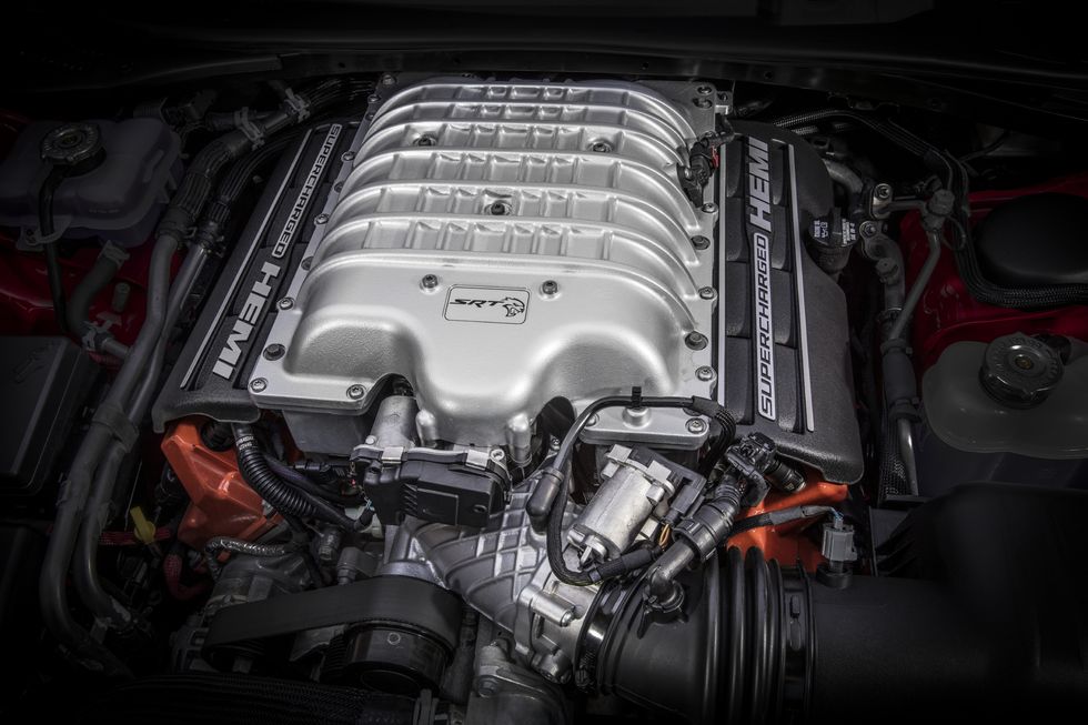 <img src="engine-chrysler.jpg"Chrysler's "Hemi" V8 engine">