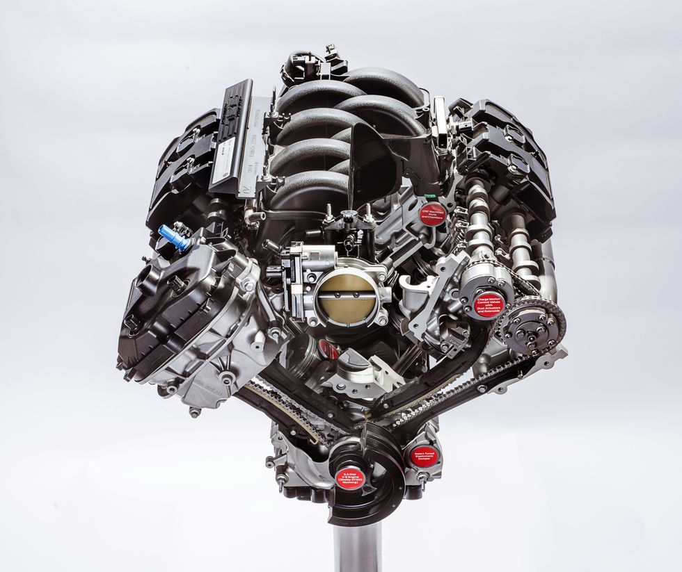 <img src="engine-ford.jpg"Ford's modular V8 engine">