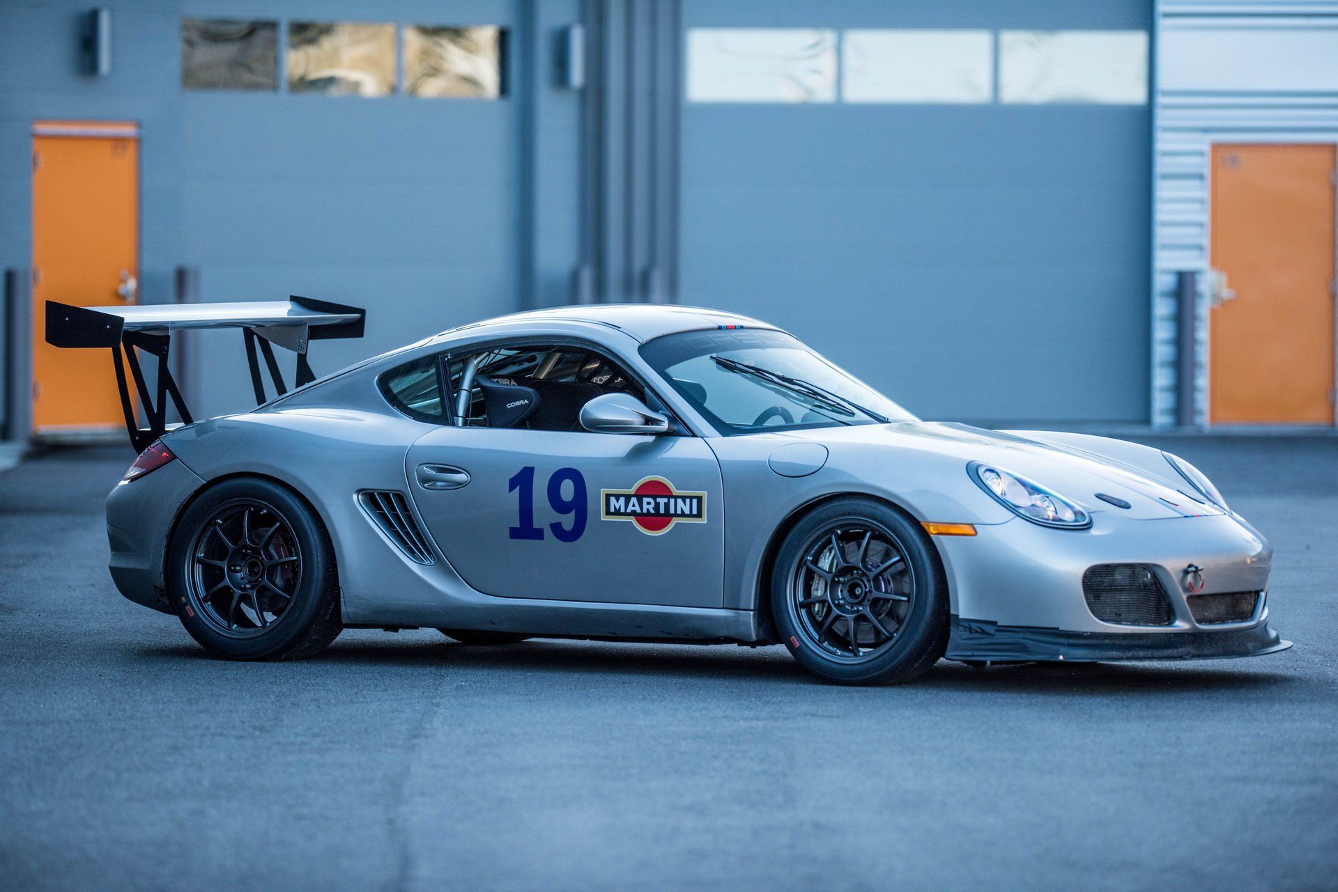 Hit The Track In This Racing Spec 09 Porsche Cayman Hit The Track In This Racing Spec 09 Porsche Cayman