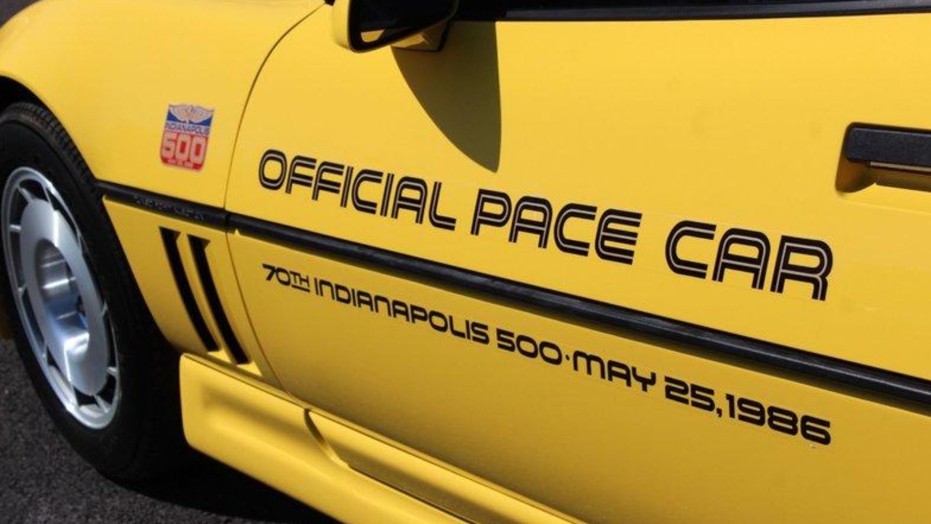 1986 Chevy Corvette Indianapolis 500 Pace Car Offers Drop-Top Fun