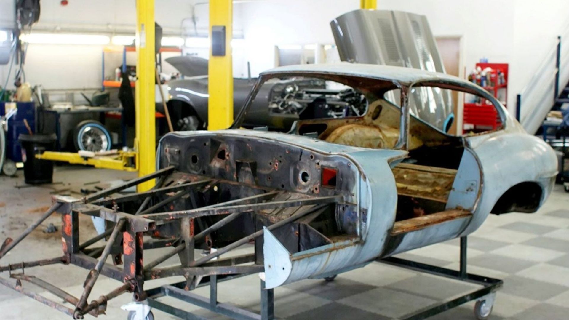 1964 Jaguar E-Type Rises From Rotting Barn Find To $250,000 Market Value 