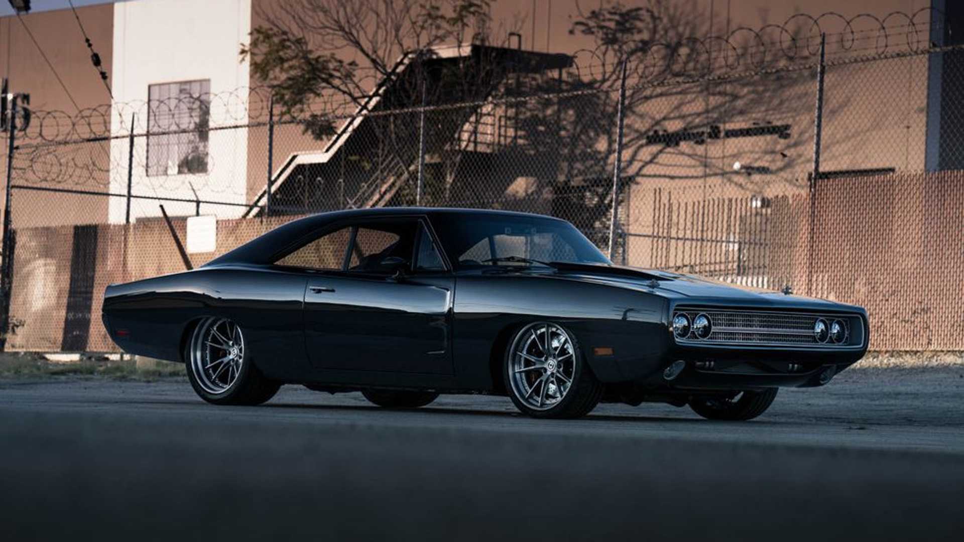 Celebrities Who Love Mopars 