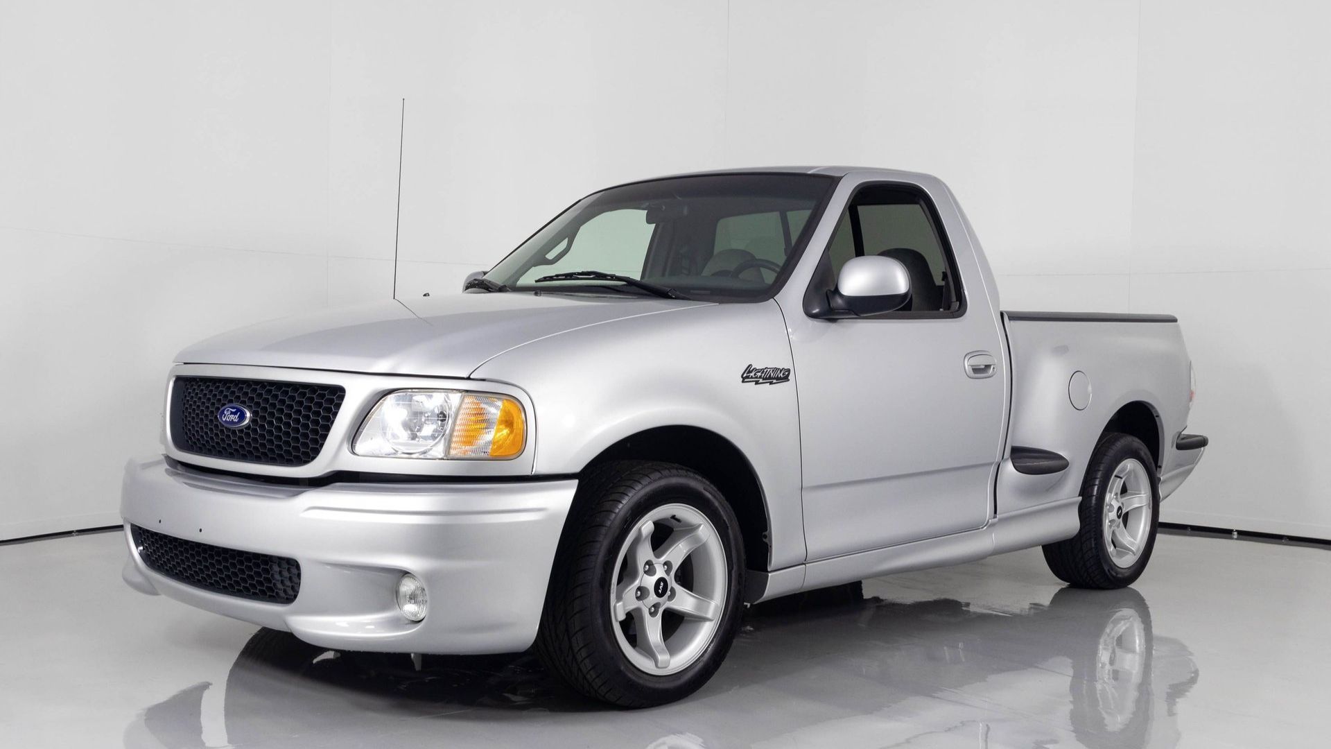 What’s The Best Muscle Car For Under $25,000?