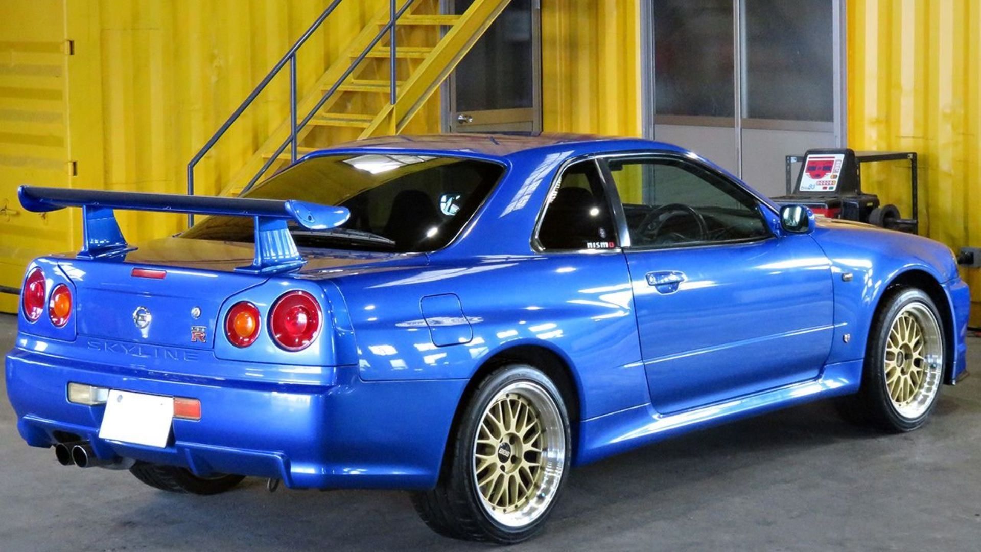 Wrangle Godzilla With This 2001 Nissan Skyline GT-R 