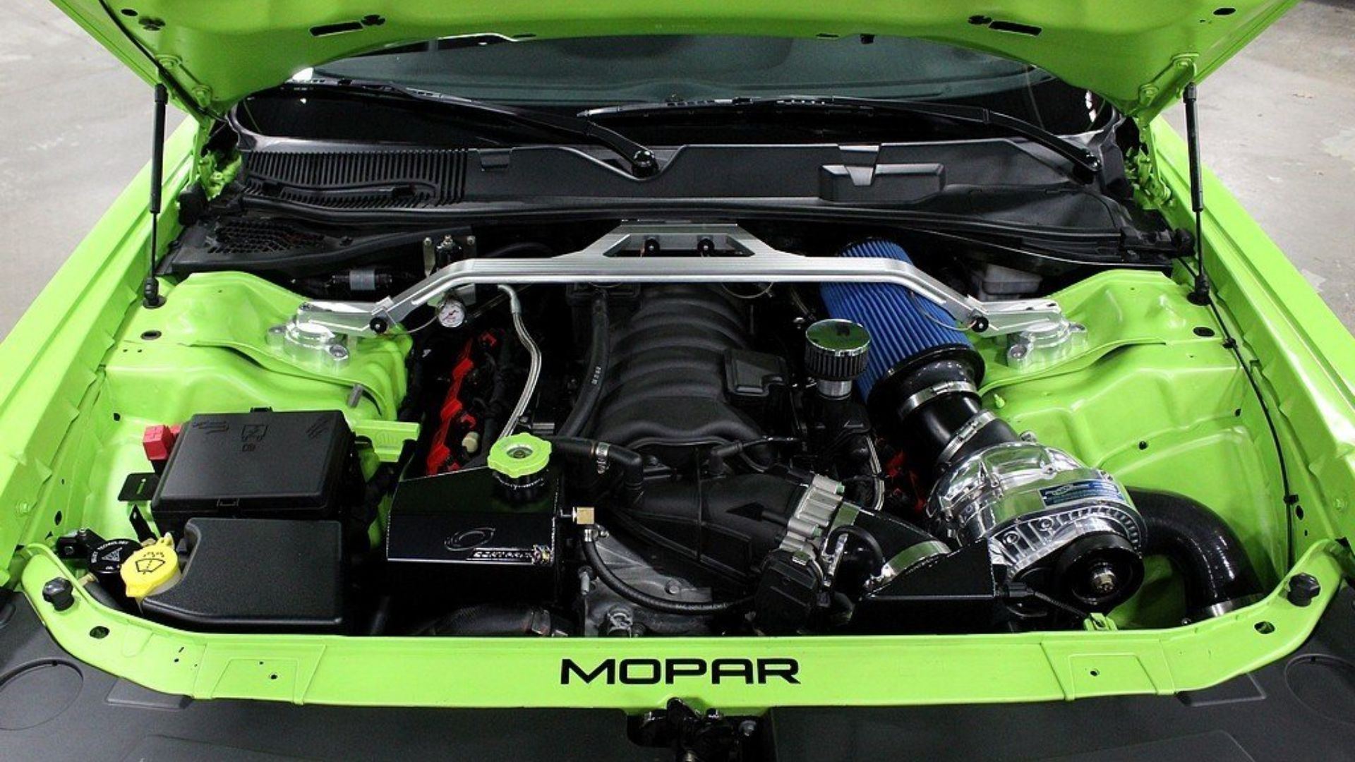 Modified 2015 Dodge Challenger R/T Scat Pack Eats Hellcats 