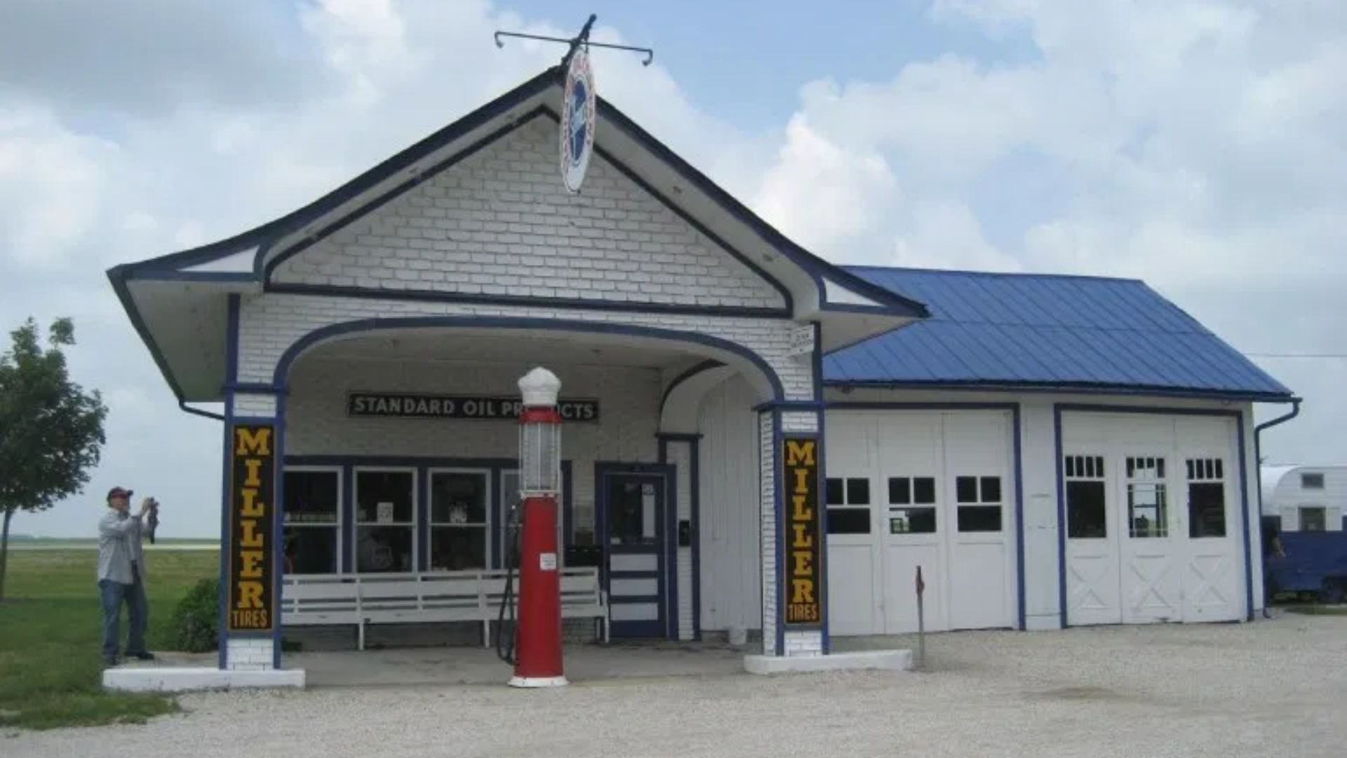 Visit These Iconic Route 66 Gas Stations