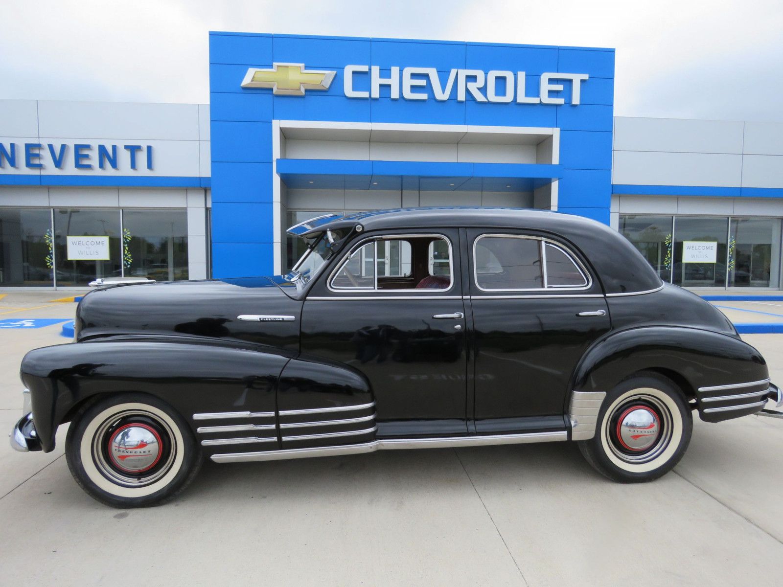 <img src="don-1947-chevy-fleetline.jpg" alt="A 1947 Chevrolet Fleetline 4-Door Sport Sedan">