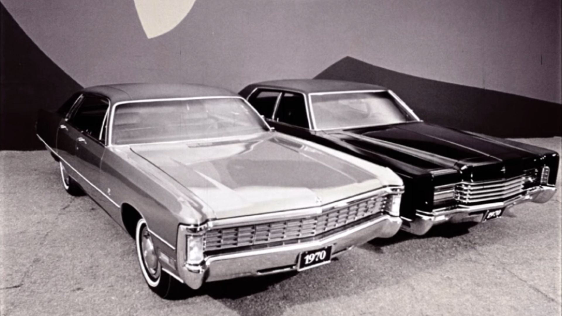 Learn How The 1970 Imperial Trashes The Lincoln Continental