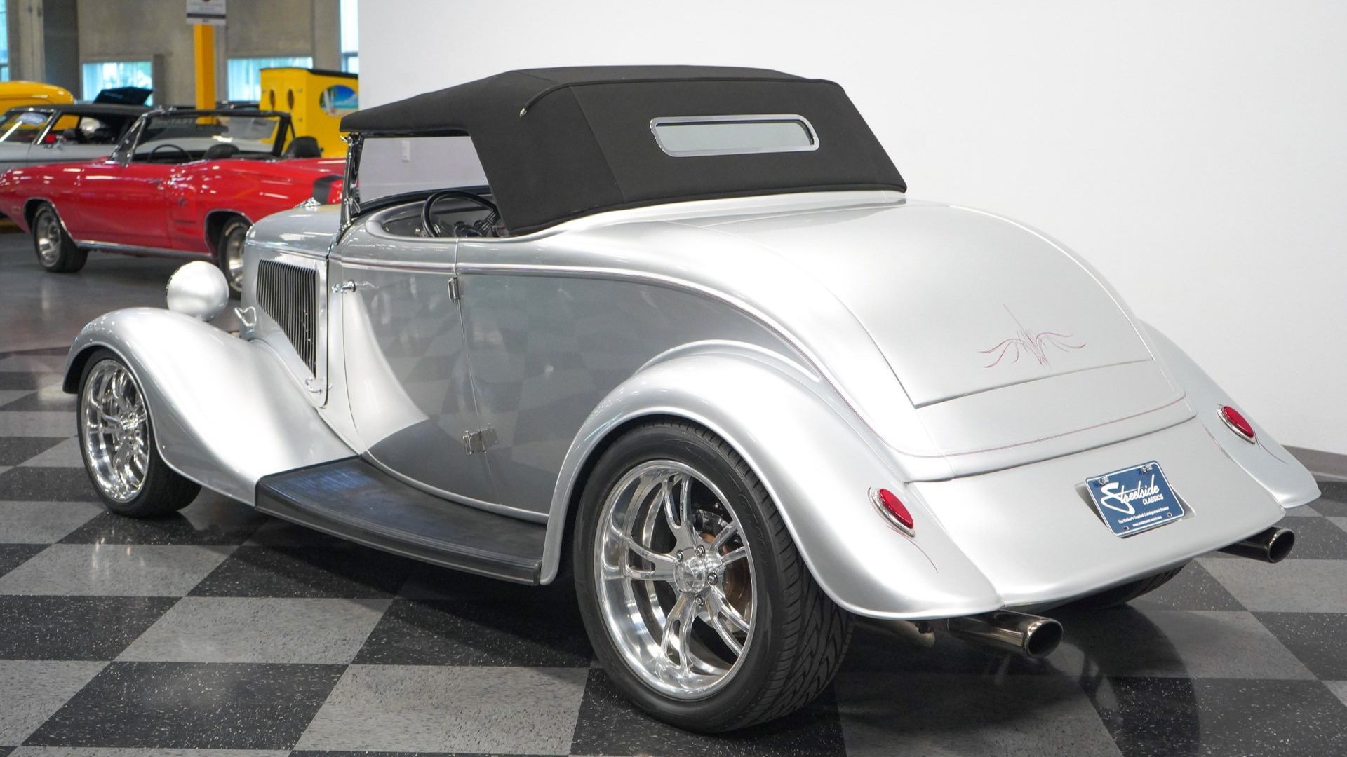 1934 Ford Roadster Has V8 Power 