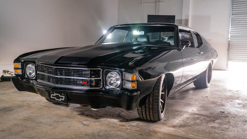 <img src="1971-chevelle-front-three.jpg" alt="A supercharged 1971 Chevrolet Chevelle restomod">