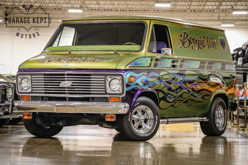 <img src="1975-boogie-van.jpeg" alt="A groovy 1975 Chevrolet G10 Van">