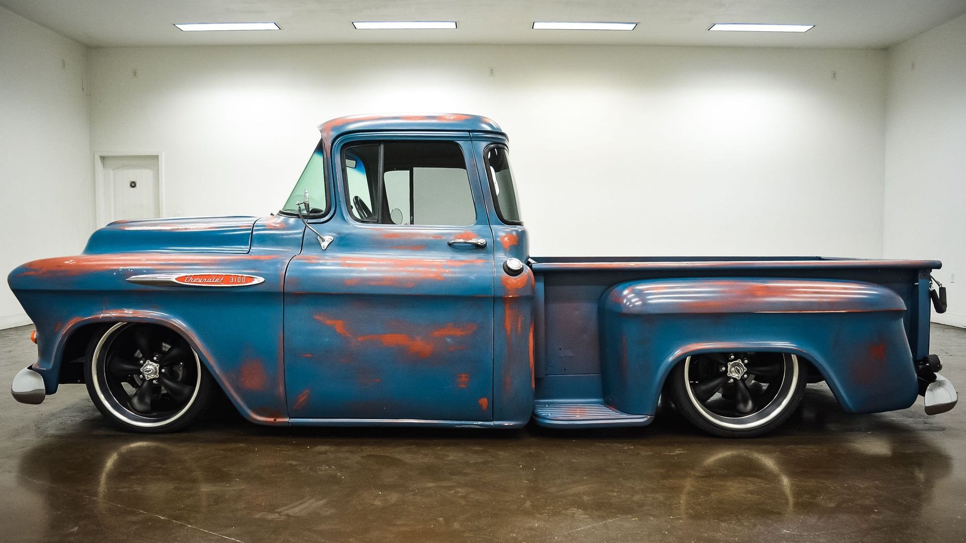 Almost Perfect $100 Paint Job - Tractor Paint On A 1957 Chevy