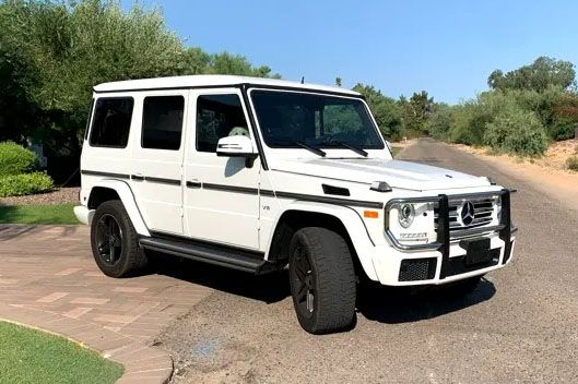 <img src="2016-mercedes-1.jpg" alt="A 2016 Mercerdes-Benz G-Class G550 4MATIC up for bids">