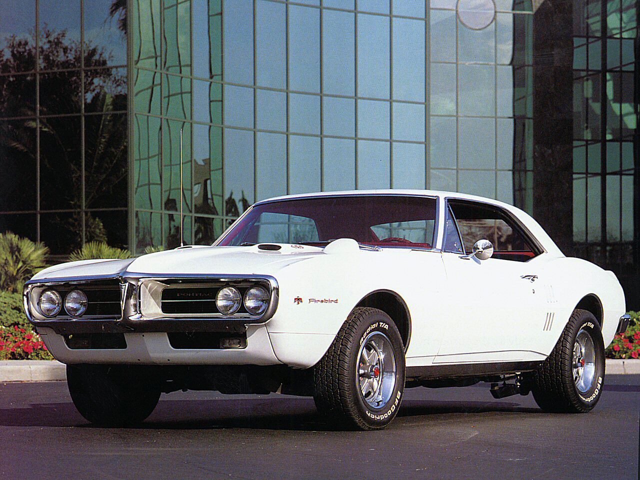 <img src="1967-firebird-400-sport-coupe.jpg" alt="1967 Pontiac Firebird 400 Sport Coupe">