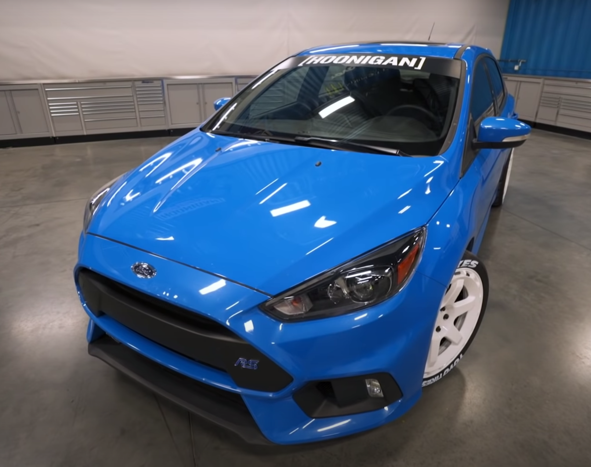 <img src="2016-ford.png" alt="2016 Ford Focus RS">