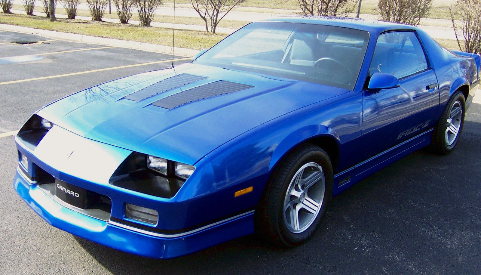 <img src="2020-camaro-irocz.jpg" alt="1985 Chevrolet Camaro IROC-Z">