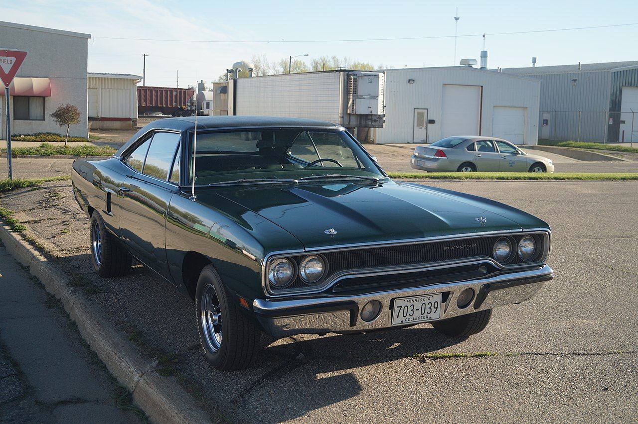 <img src="plymouth-road-runner-2.jpg" alt="A 1970 Plymouth Road Runner">