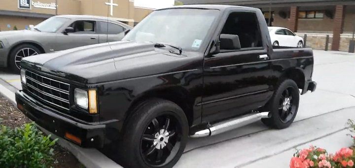 <img src="chevy-s10.jpg" alt="Custom S-10 pickup">