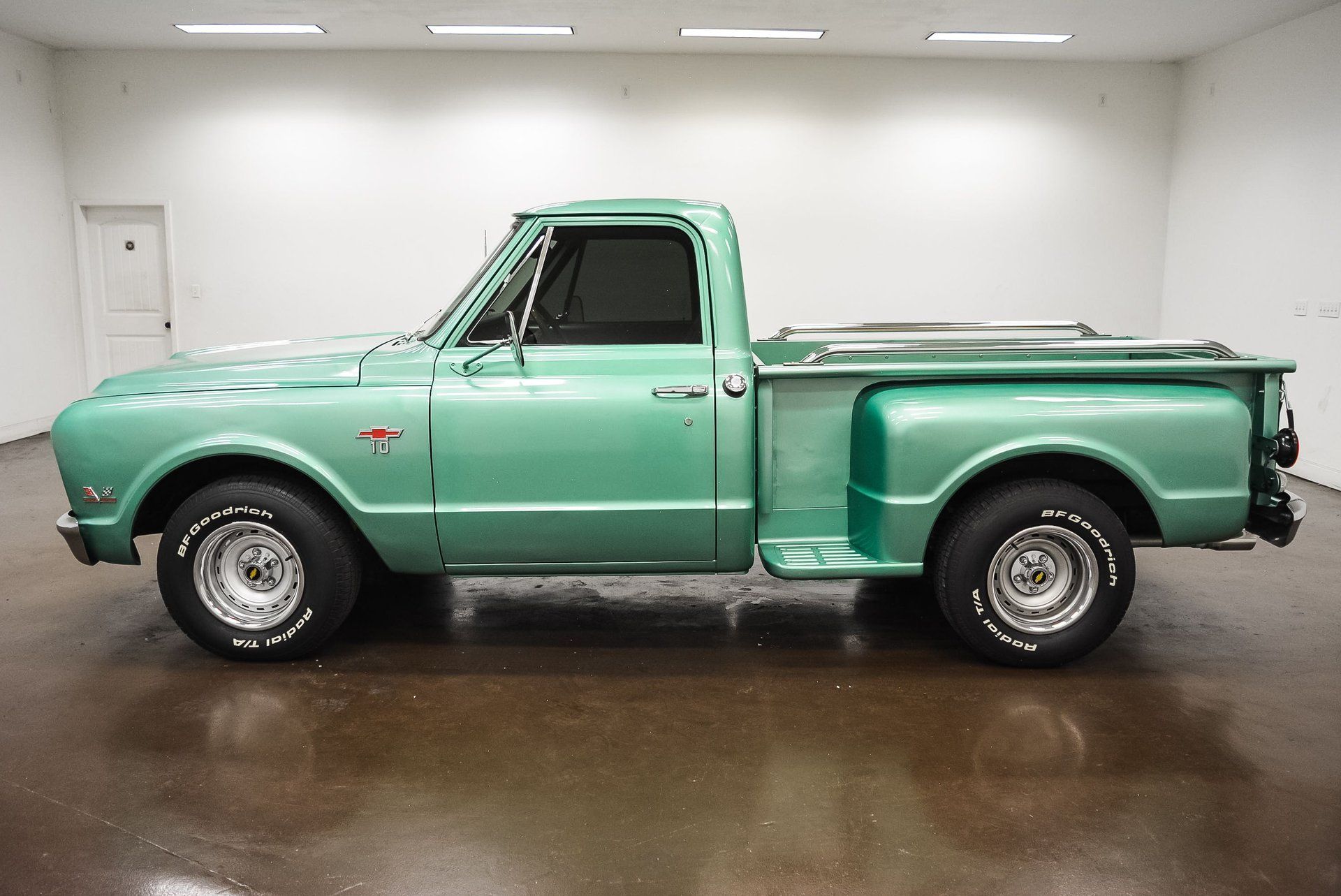 Big Block Stepside 1967 Chevrolet C10