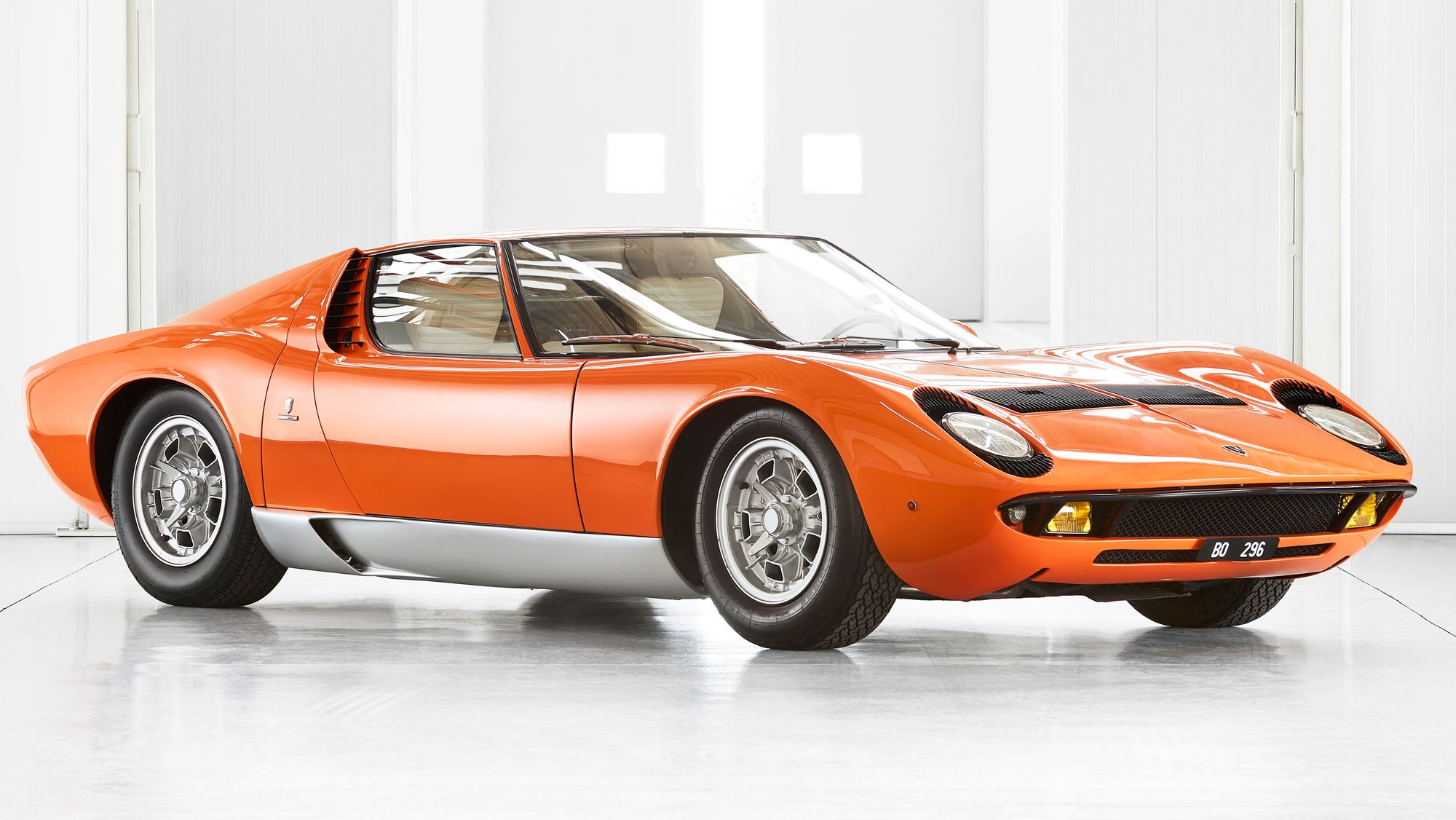 Study Claims World’s Best Classic Car Is A Miura