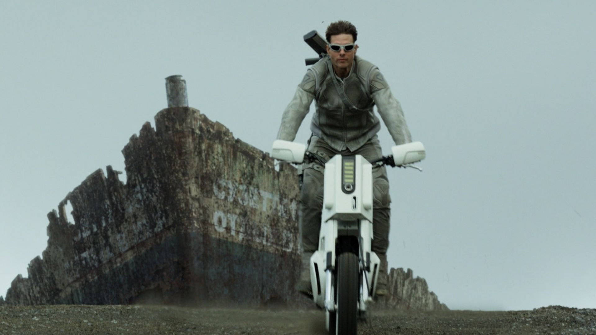 bmw bike tom cruise