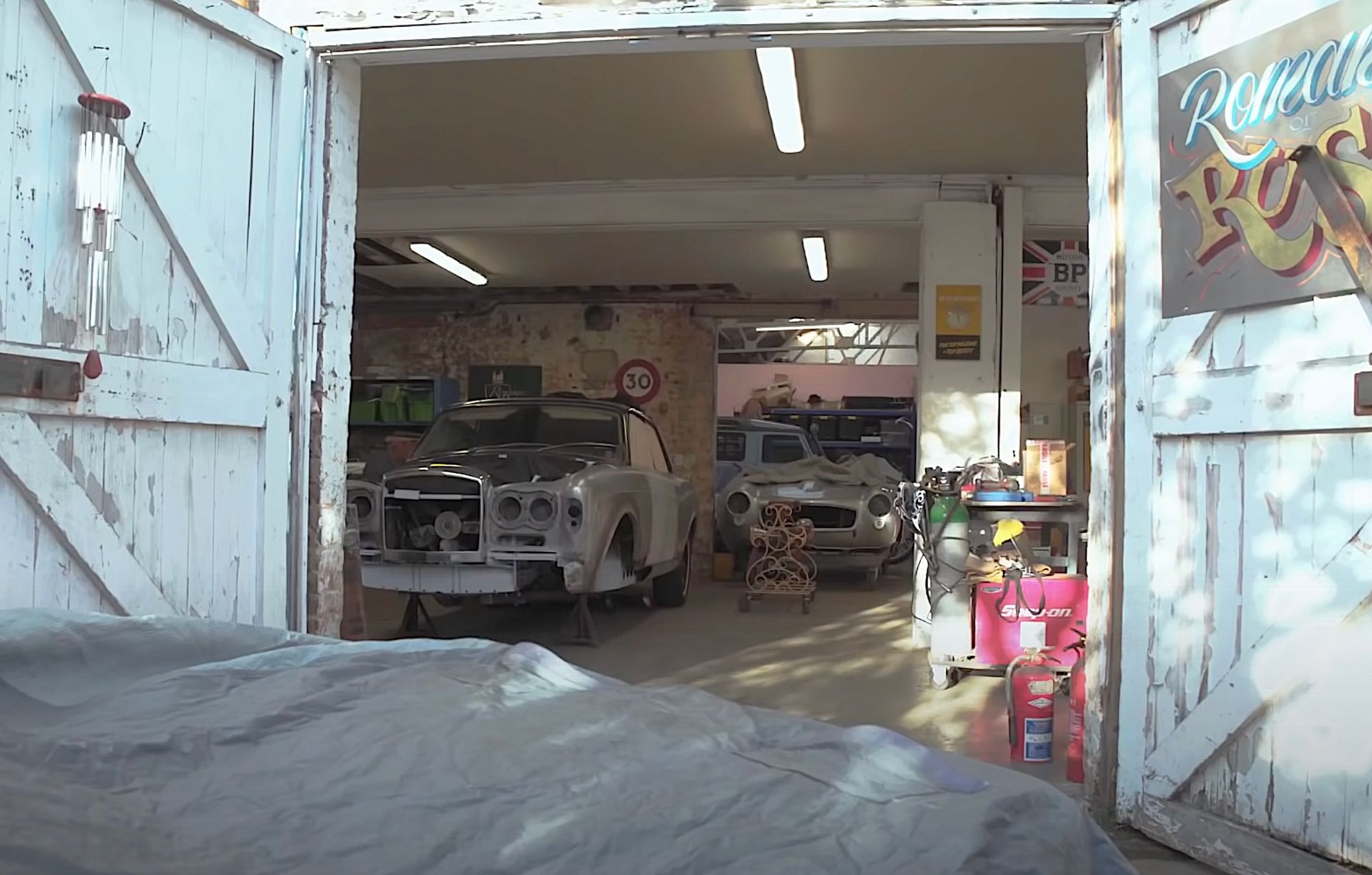 Watch: Restoring A 1969 Mulliner Park Ward Coach-Built Bentley