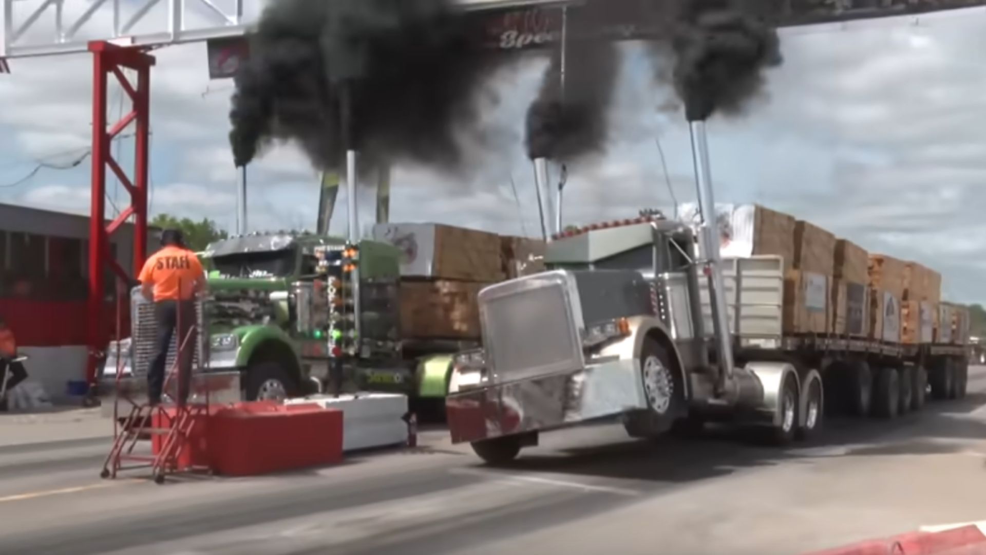 SemiTruck Racing Is Seriously Hardcore