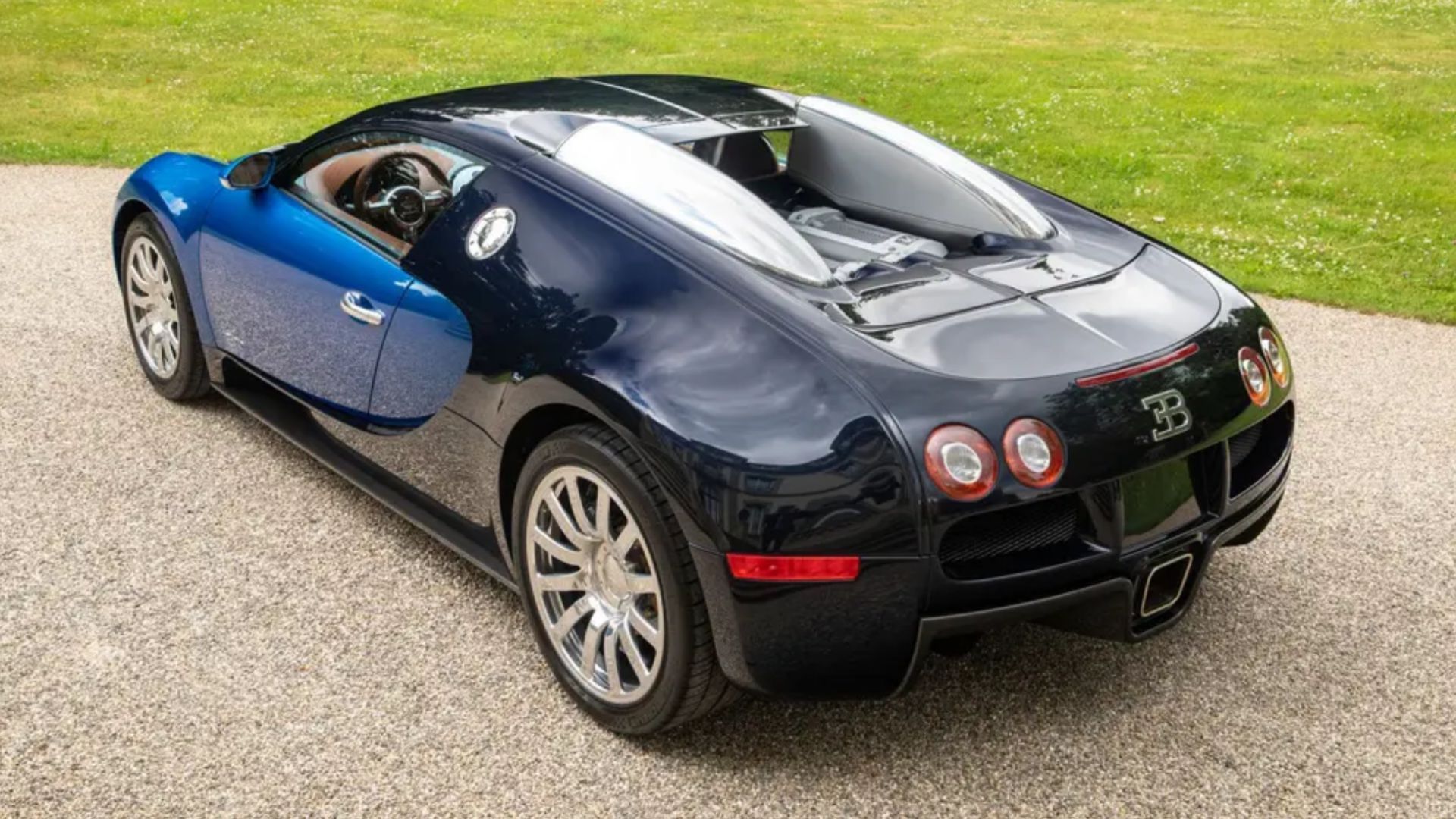 Bugatti Has Started Restoring Veyrons