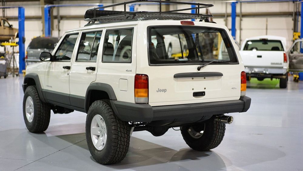 Hit The Trails In This Built 1998 Jeep Cherokee