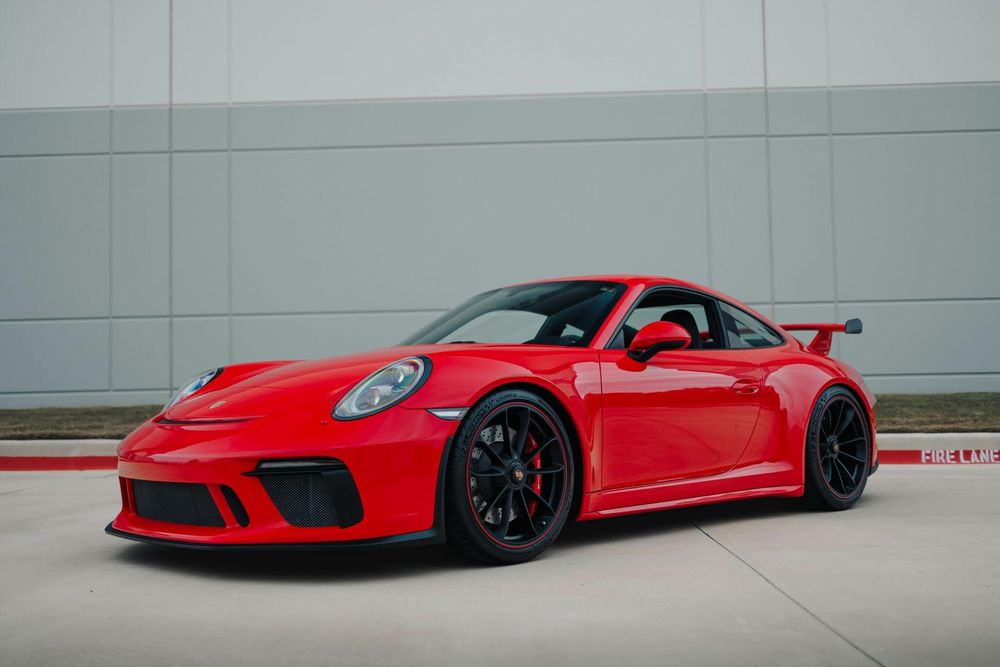 PCarmarket Is Selling a 911 GT3 6-Speed With Just 6k-Miles