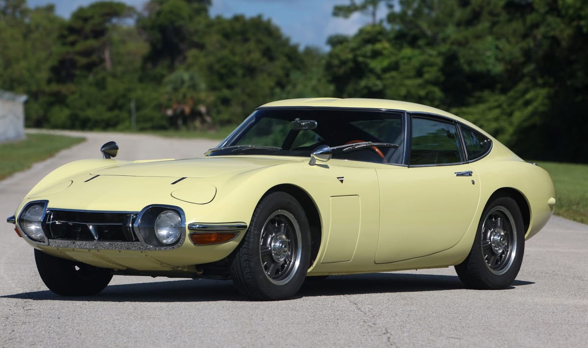 トヨタ2000GT 1967 Toyota 2000 GT Is An Ultra-Rare Performance Statement