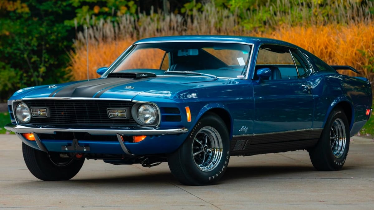 Keystone Collection Shows Off Pristine Ford Mustangs