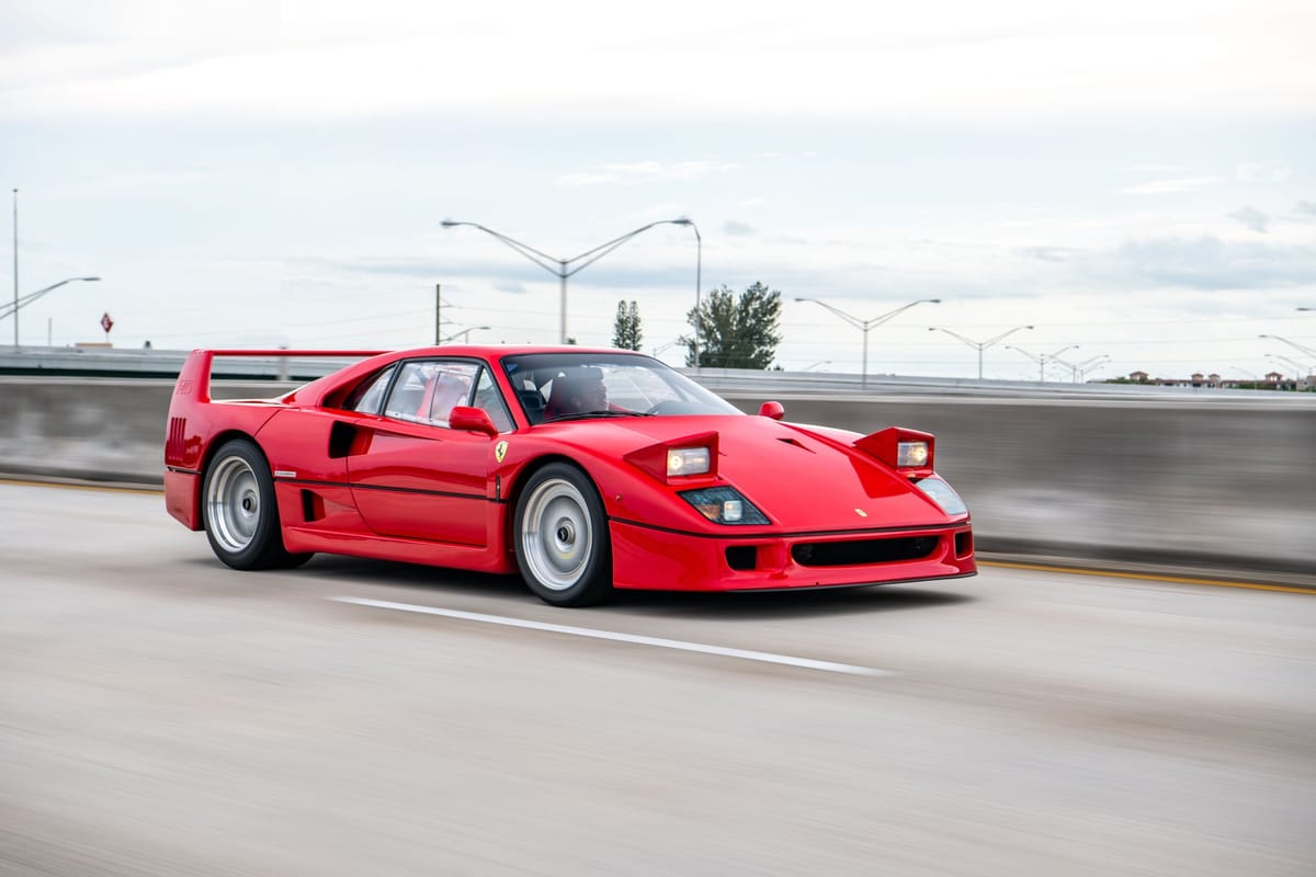フェラーリ　F40 Early-Production 1988 Ferrari F40 With Plexi Windows to Appear at