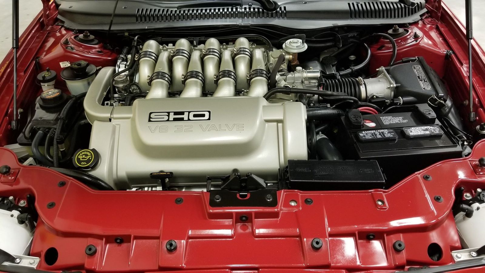 Transverse V8 Power 1996 Ford Taurus SHO