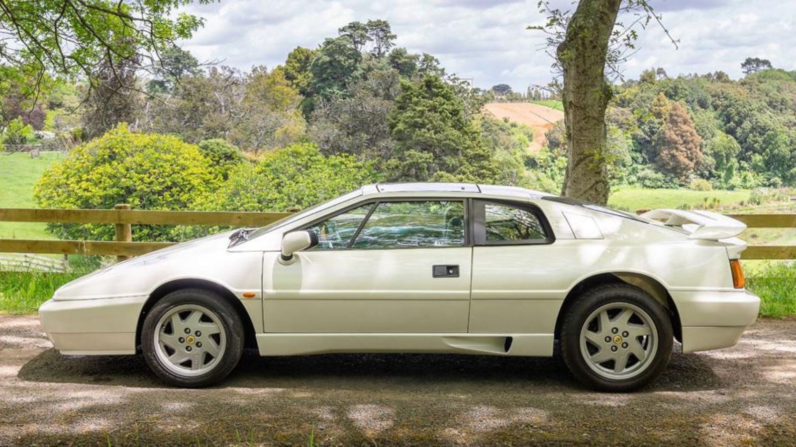 Lotus Esprit Made Famous By Pretty Woman Sells At Auction
