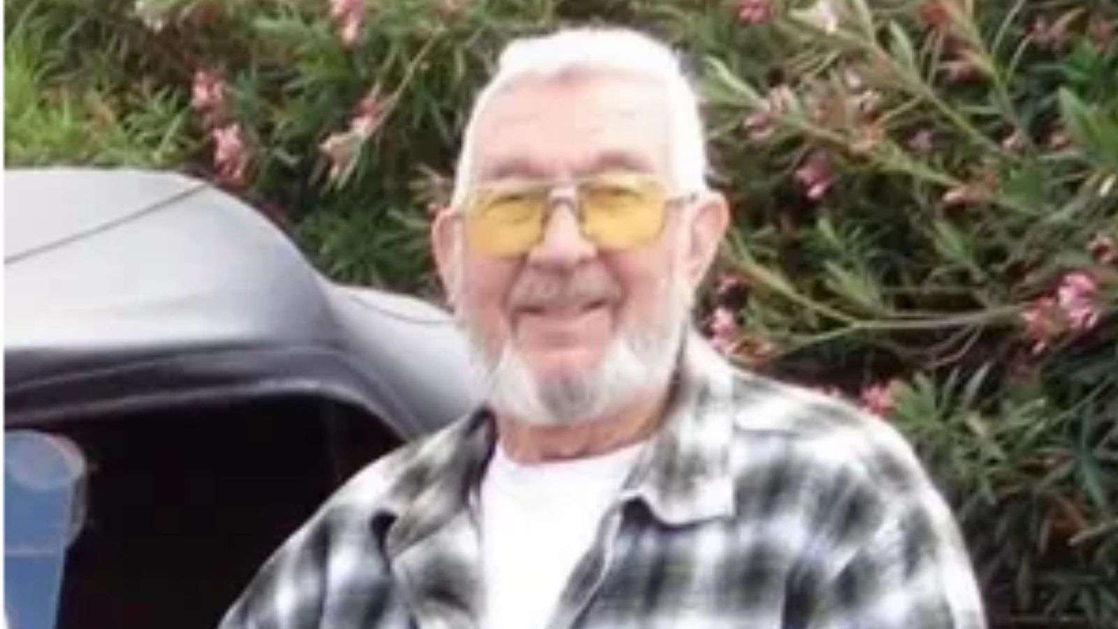 Classic Car Enthusiast Dies On Road Trip