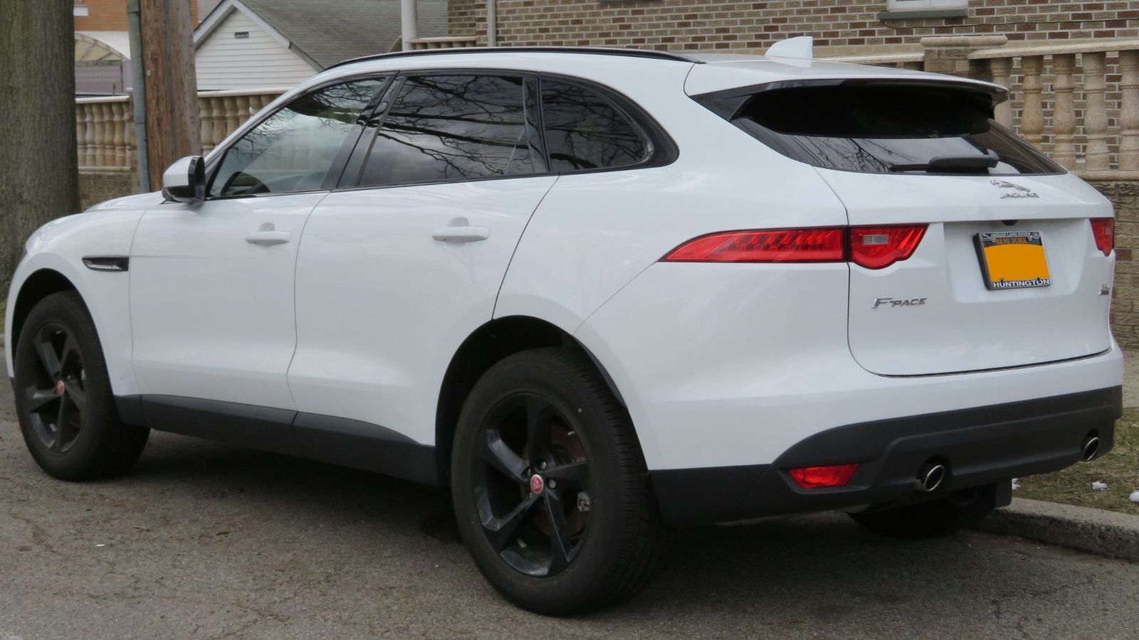 Hellcat And Jaguar Stolen In Chicagoland