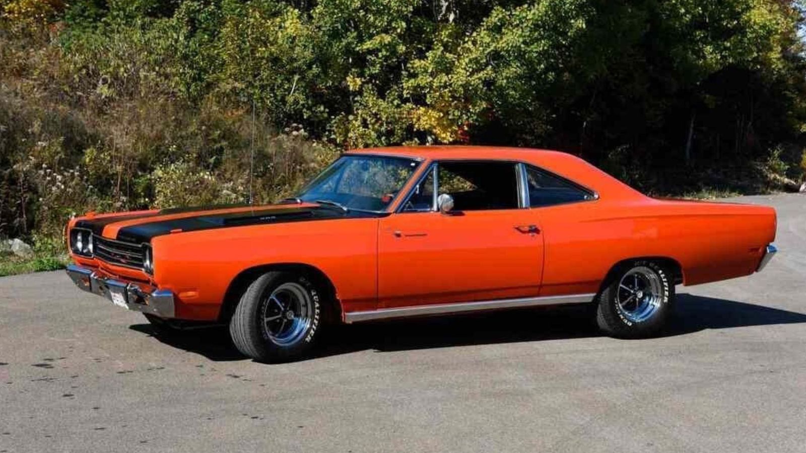 Man’s Vintage Gas Station Memorabilia Sells For Over 700,000