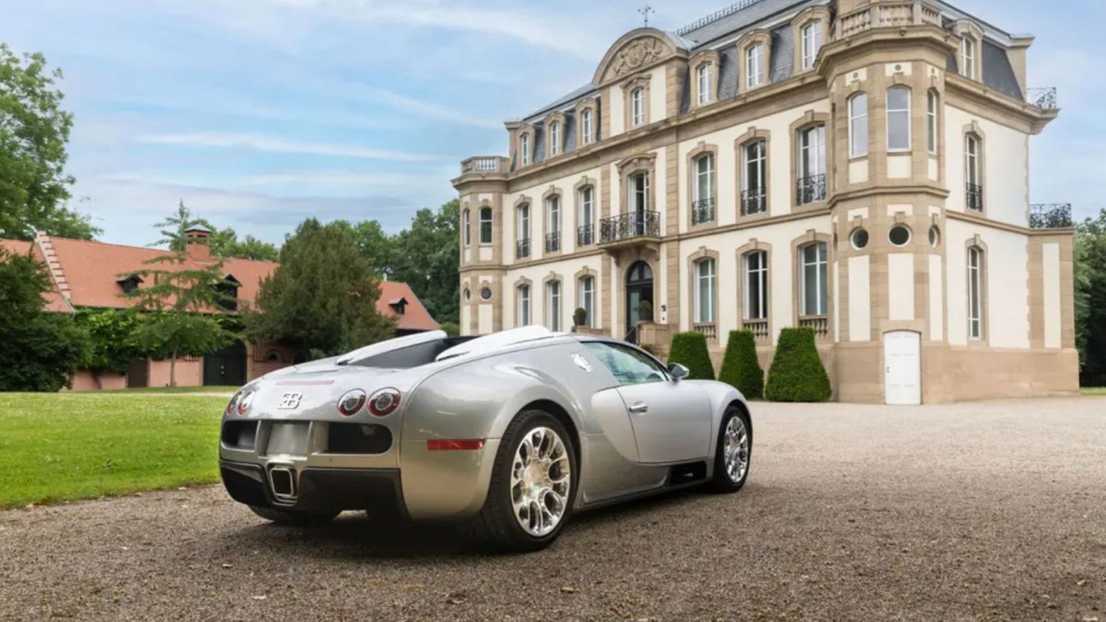 Bugatti Has Started Restoring Veyrons