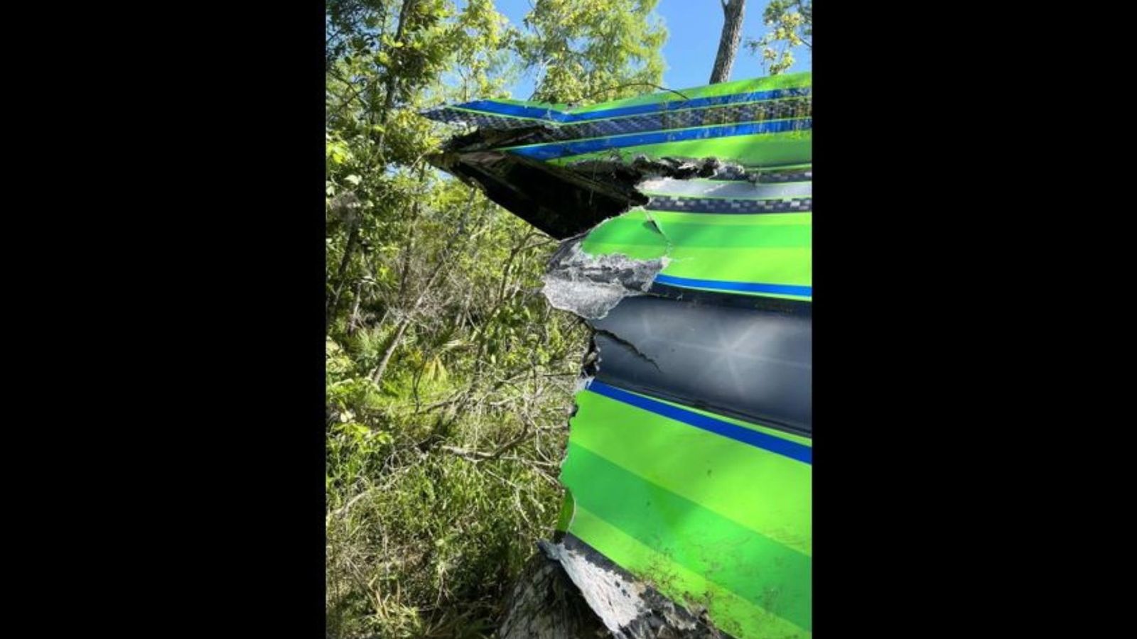 Corvette Boat Crashes In Louisiana