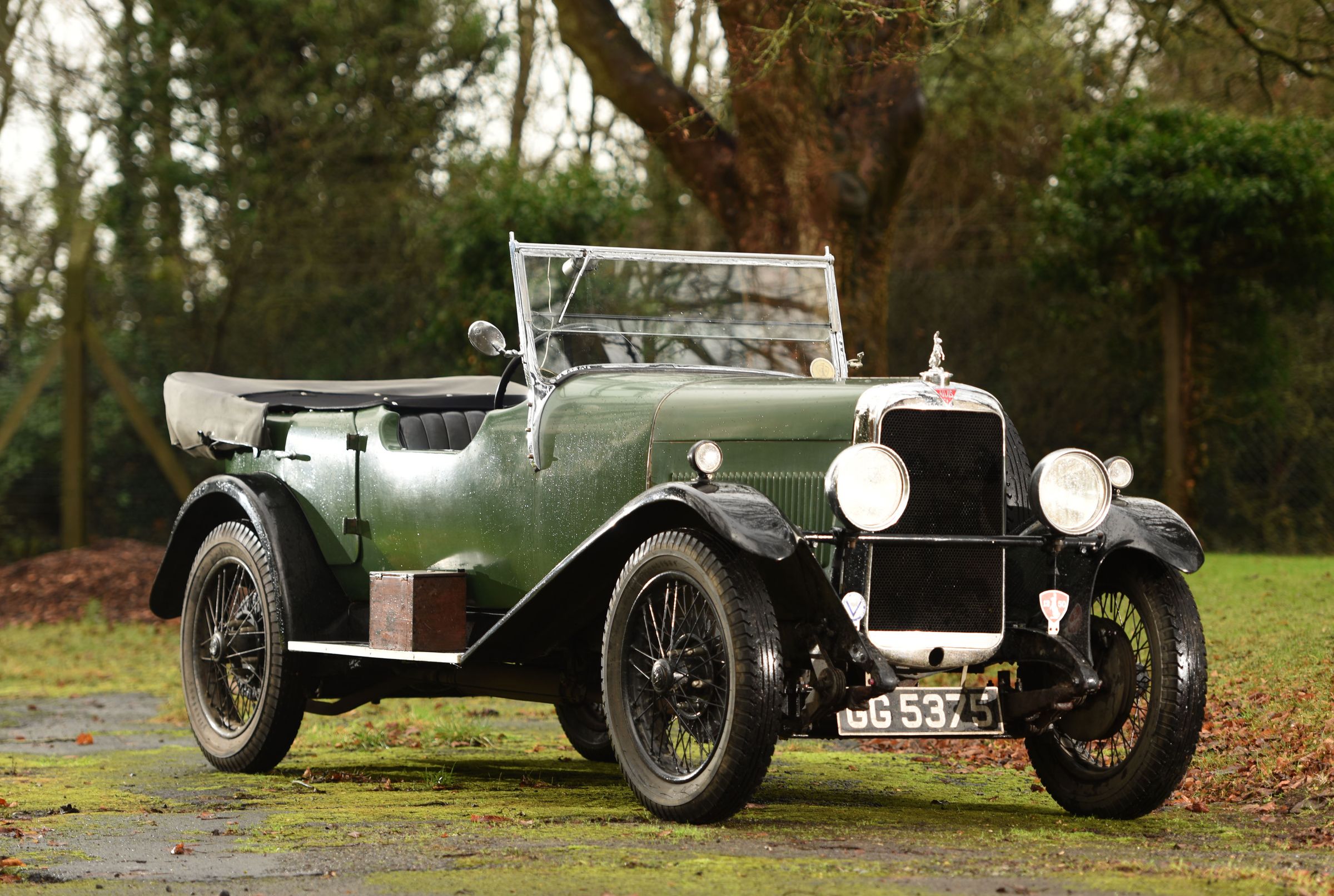 UK Man Daily Drives Classic 1931 Tourer To Work Everyday