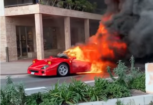 Ferrari F40 Burns In Monaco