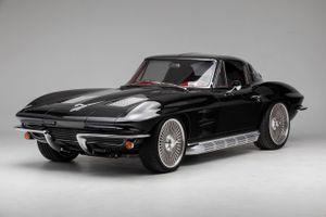 Split-Window Corvette Restomod Hides The Supercharged Heart Of A C7