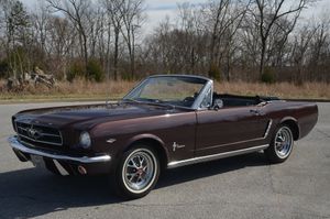 This 1965 Mustang 'Vert Will Get You Summer Sun Ready